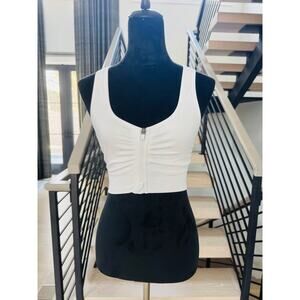 Sports bra size S